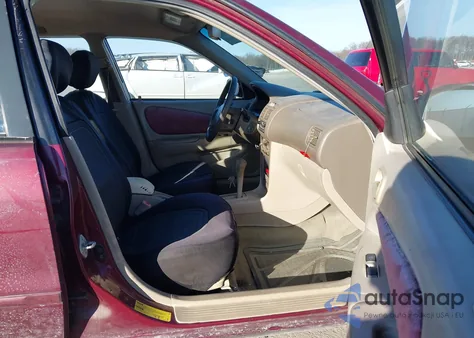 1998 Toyota Corolla Le z USA, uszkodzony, nr VIN 1NXBR18E8WZ101756